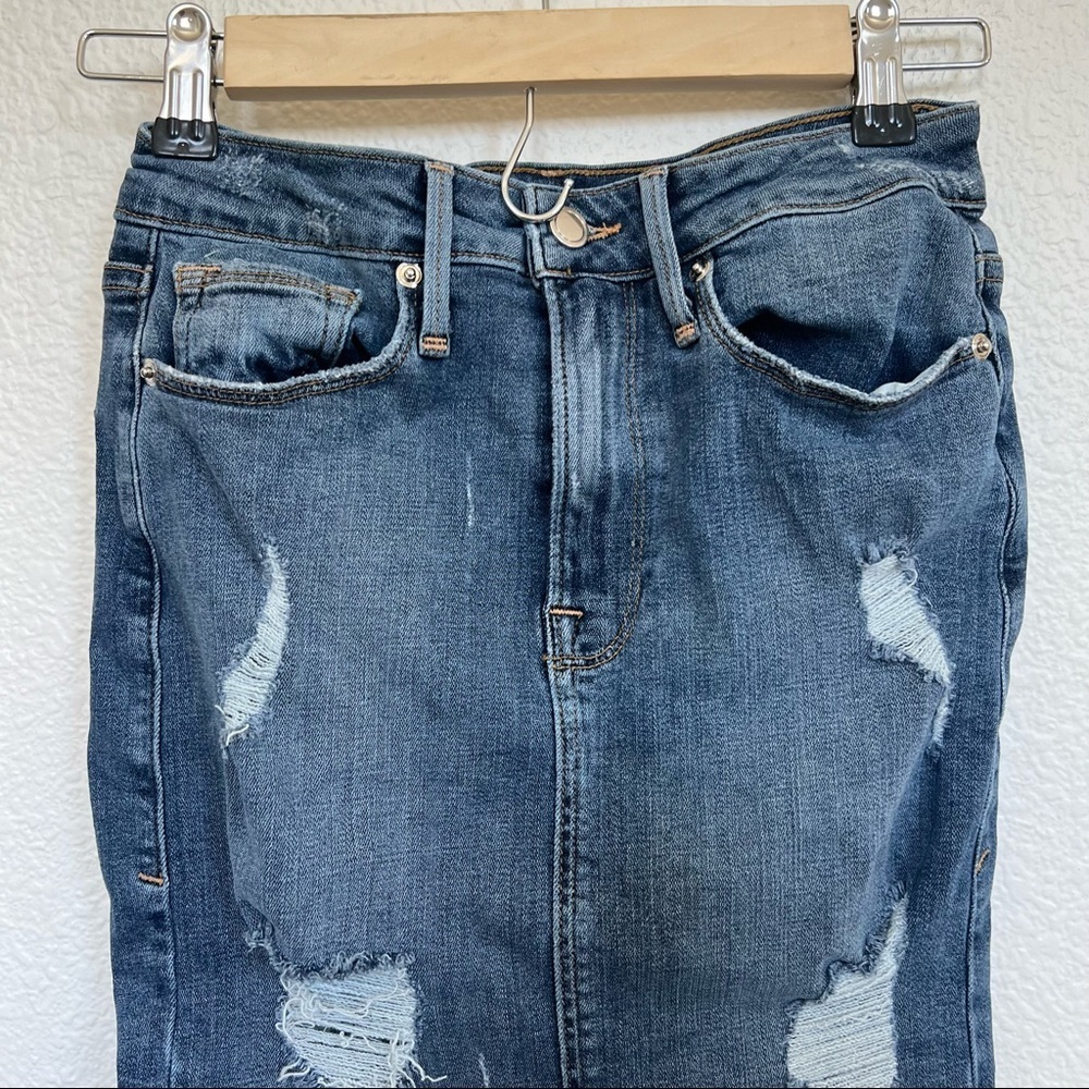 Good American- High Waist Denim Distressed Pencil Skirt- 2/26 - Picture 3 of 6